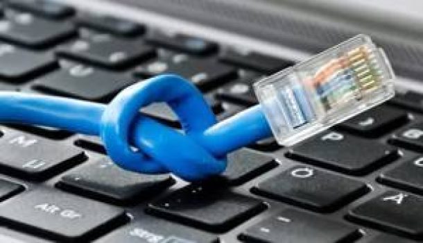 اختلال اینترنت و بیمه